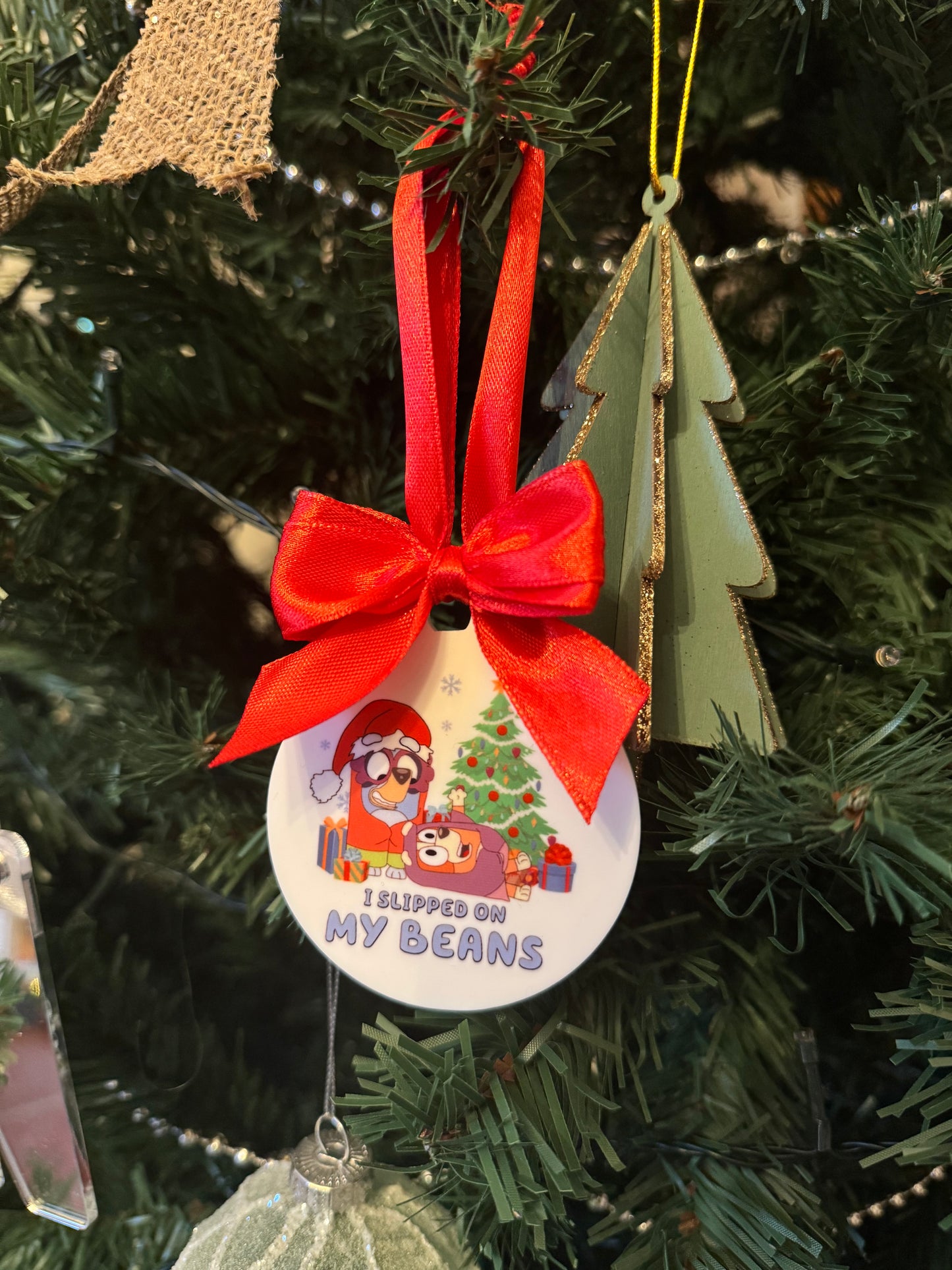 Bluey I Slipped On My Beans Christmas Bauble